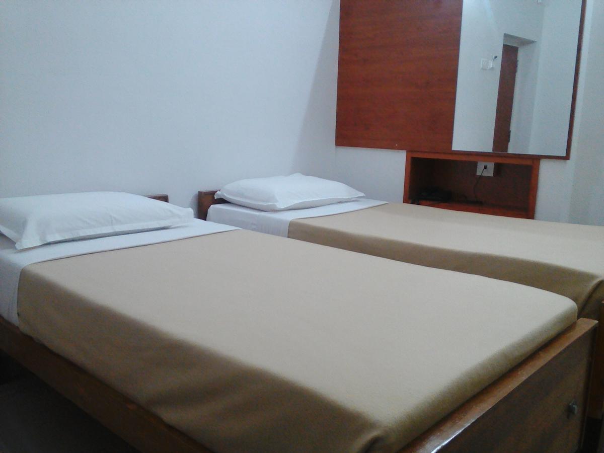 Surag Residency Hotel Tiruchirappalli Bagian luar foto